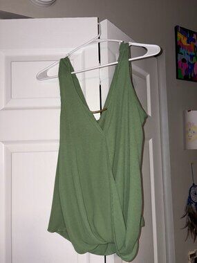 Spring Green Flowy Blouse Size Small